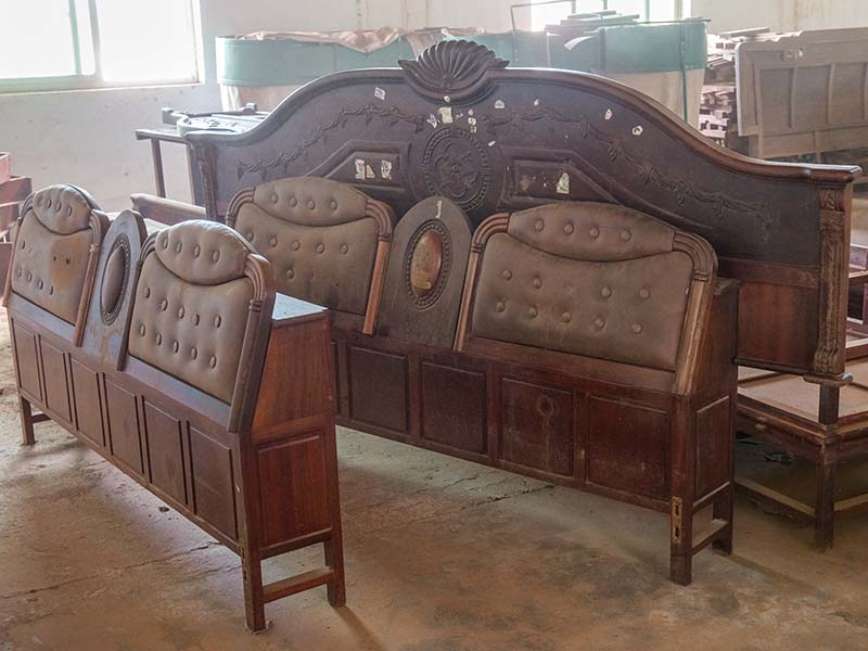 南涧红木家具维修翻新